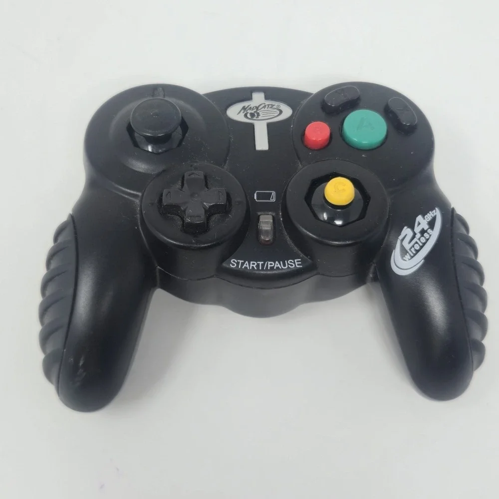 Mad Catz GameCube Wireless Controller Black Item 5686 NO RECEIVER